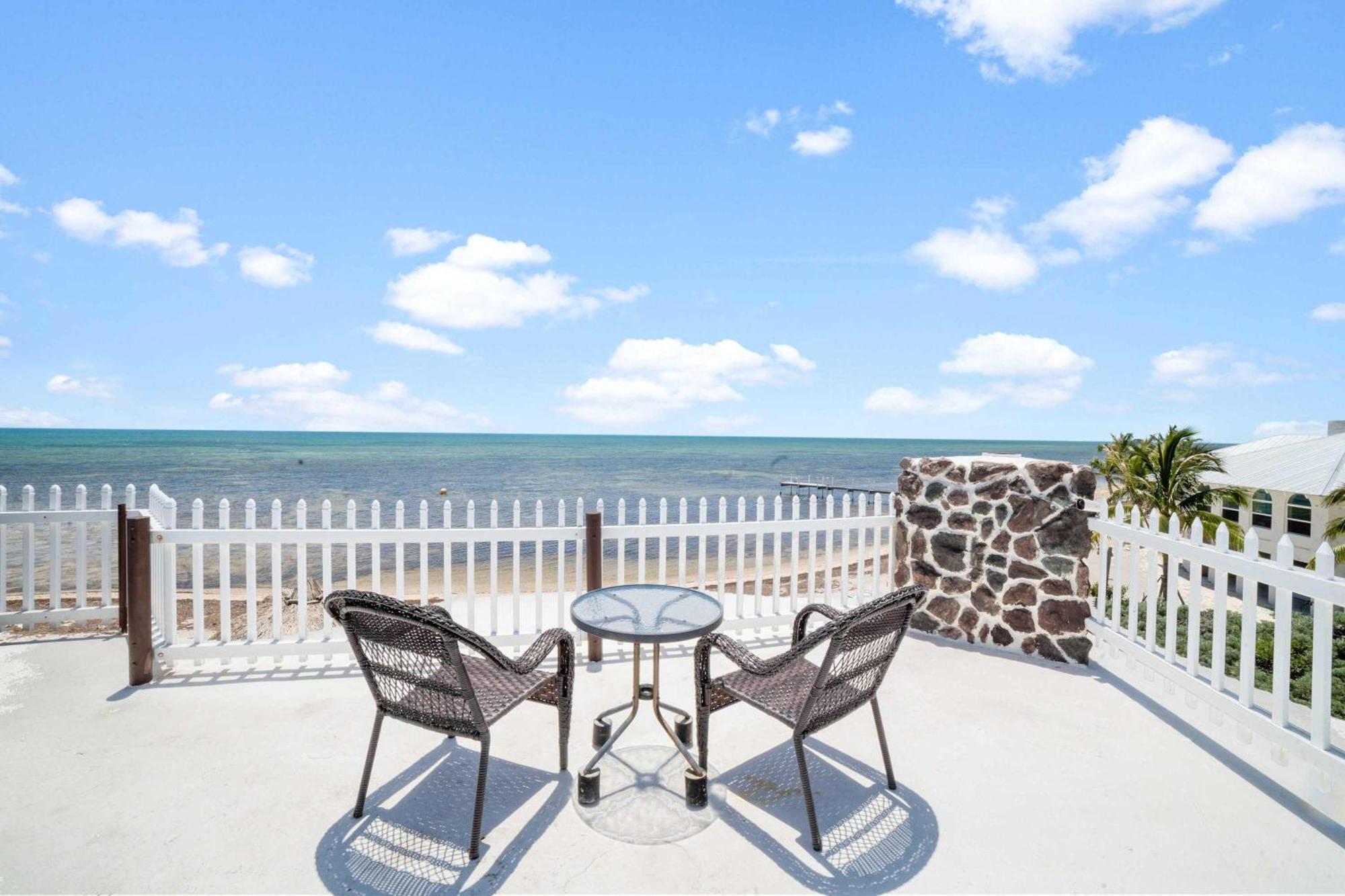 Star Room At Barnacle Resort Big Pine Key Exterior photo