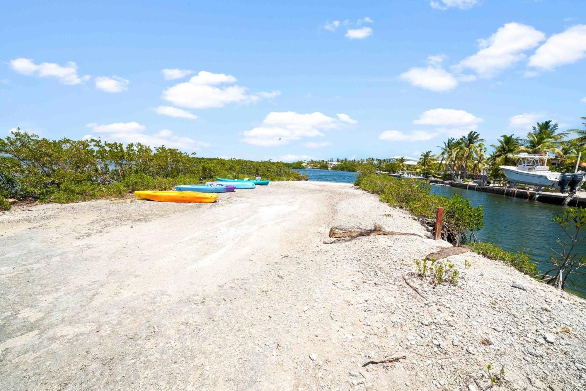 Star Room At Barnacle Resort Big Pine Key Exterior photo